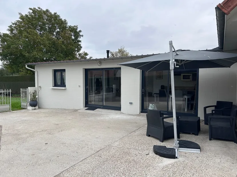 Gîte nature pour 4 personnes, proche d'Amiens, étang privé et rivière