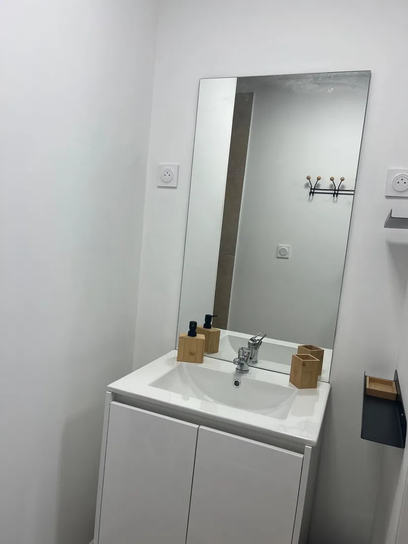 Gîte nature pour 4 personnes, proche d'Amiens, étang privé et rivière