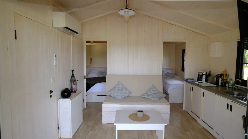 Chalet sur pilotis pour 4 personnes avec étang privé