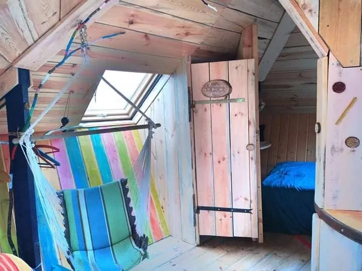 Tiny house atypique et 3 étangs de pêche, proche de saint-étienne, étangs de montagne