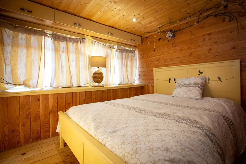 Chalet familial et 3 étangs de pêche, proche de saint-étienne, étangs de montagne