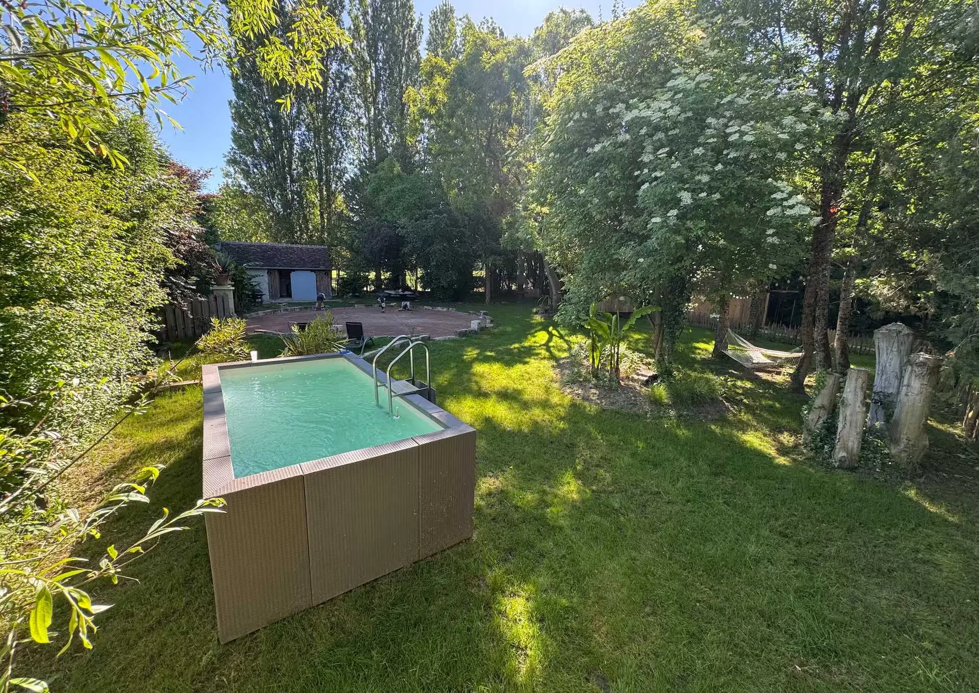 Cottage au bord de la rivière Claise et d’un étang en Touraine