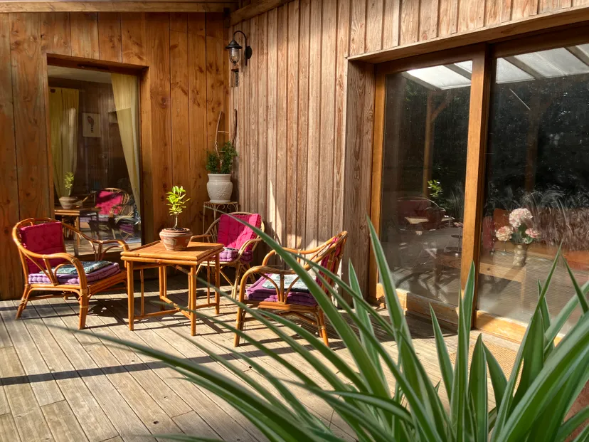 Bed and breakfast with private pond 2.47 ac in Broceliande – Brittany