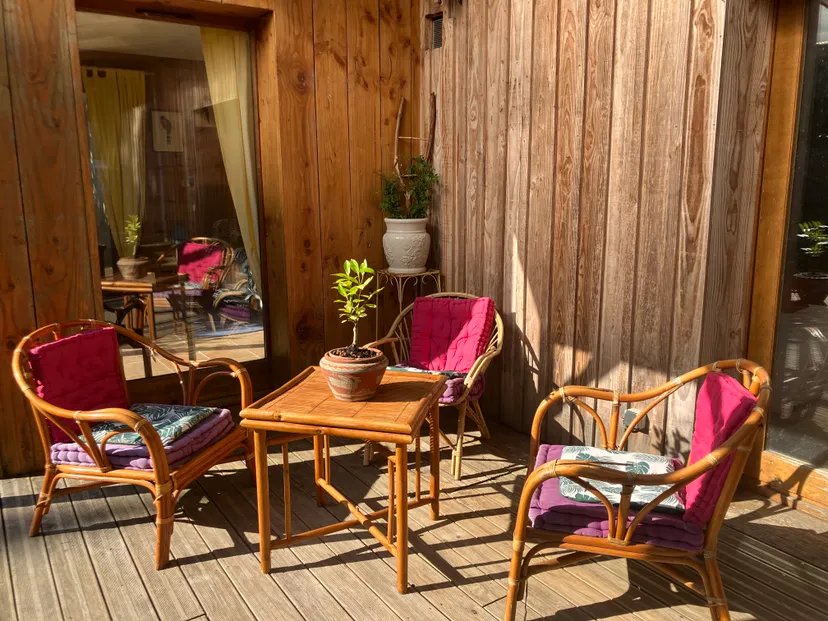 Bed and breakfast with private pond 2.47 ac in Broceliande – Brittany