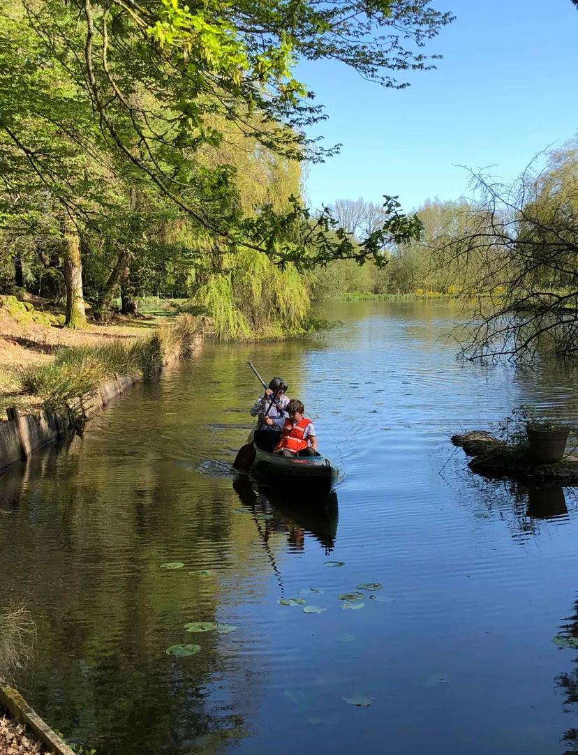 Transparent bubble with 2.47 ac private pond in Broceliande forest