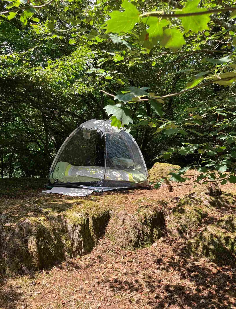 Transparent bubble with 2.47 ac private pond in Broceliande forest