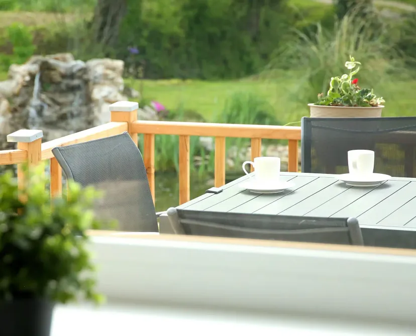 Fishing cottage of 861.11 sq ft with private pond of 1.24 ac in Dombes