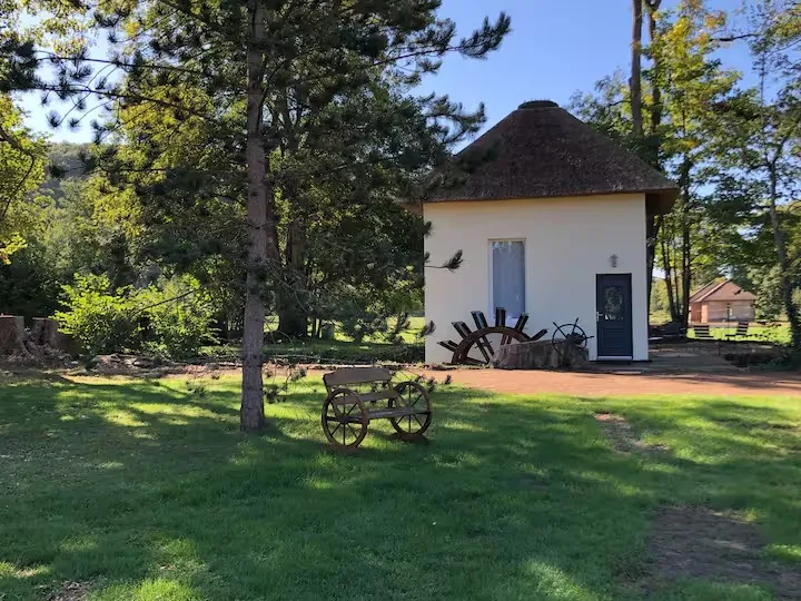 A relaxing stay in a mill with feet in the water