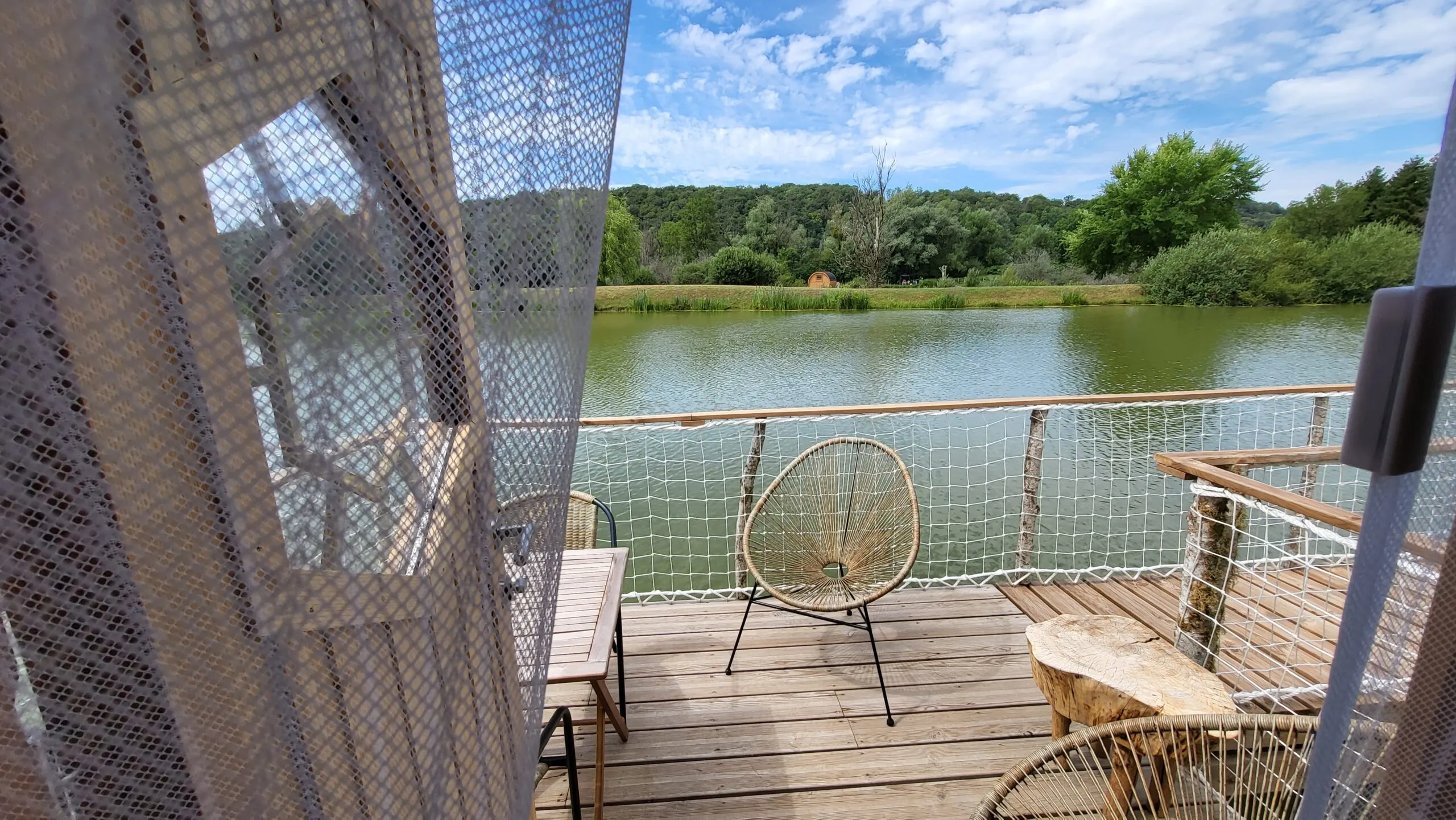 Logement insolite au bord de l’eau