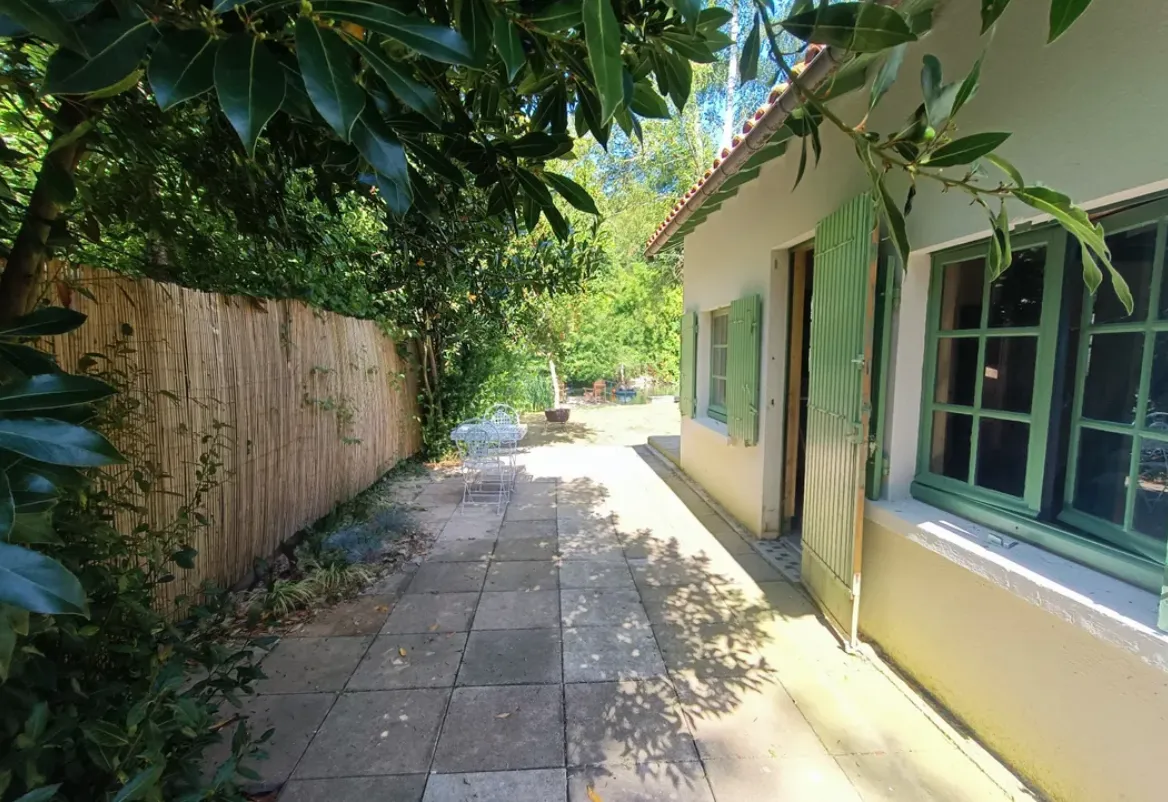 Gîte avec ponton privatif et accès au bord de rivière