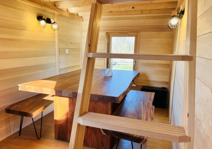 Cocon confort pour 4 personnes au bord d'un étang de 5ha