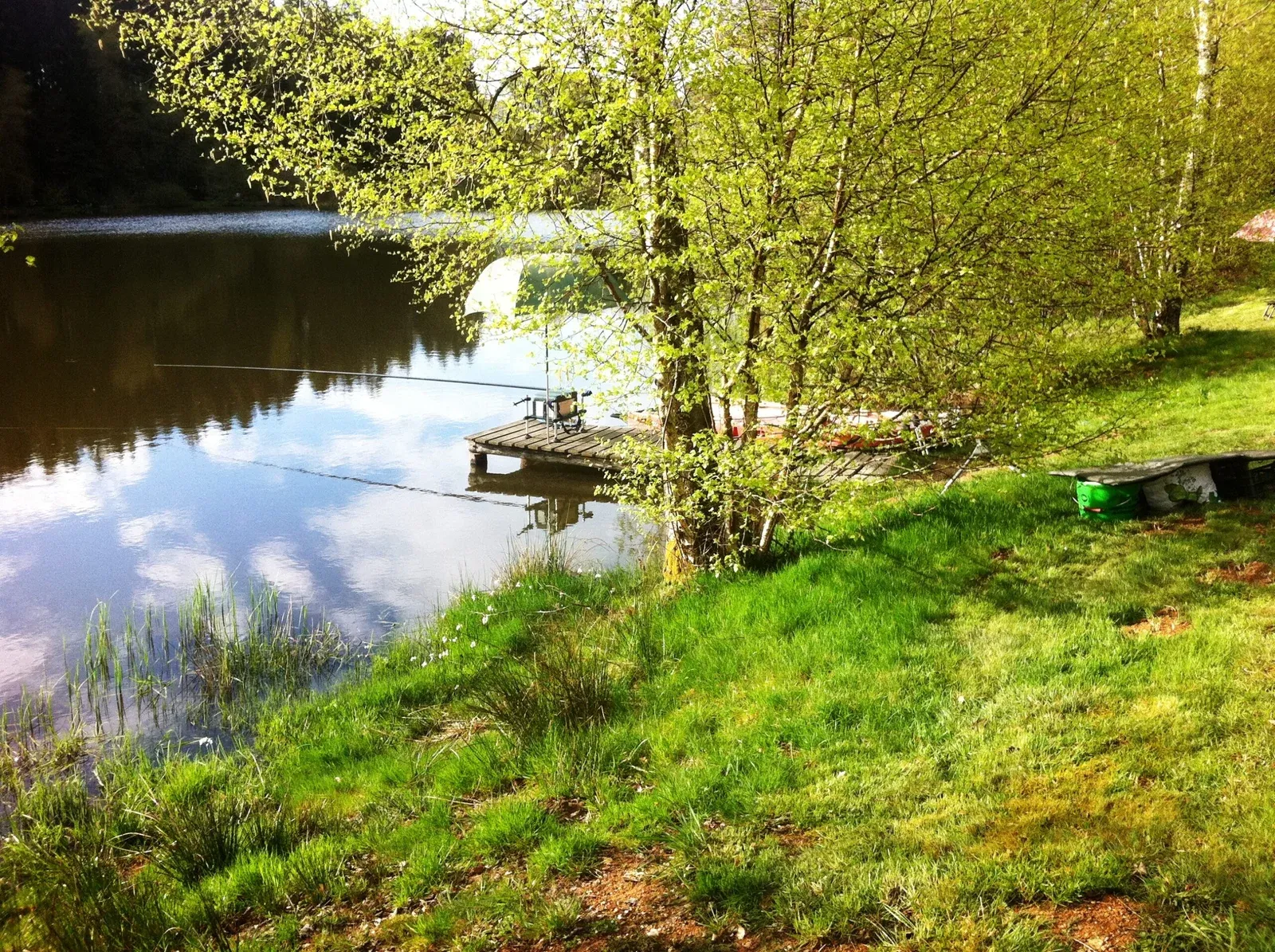 Grand chalet avec accès à un étang privé
