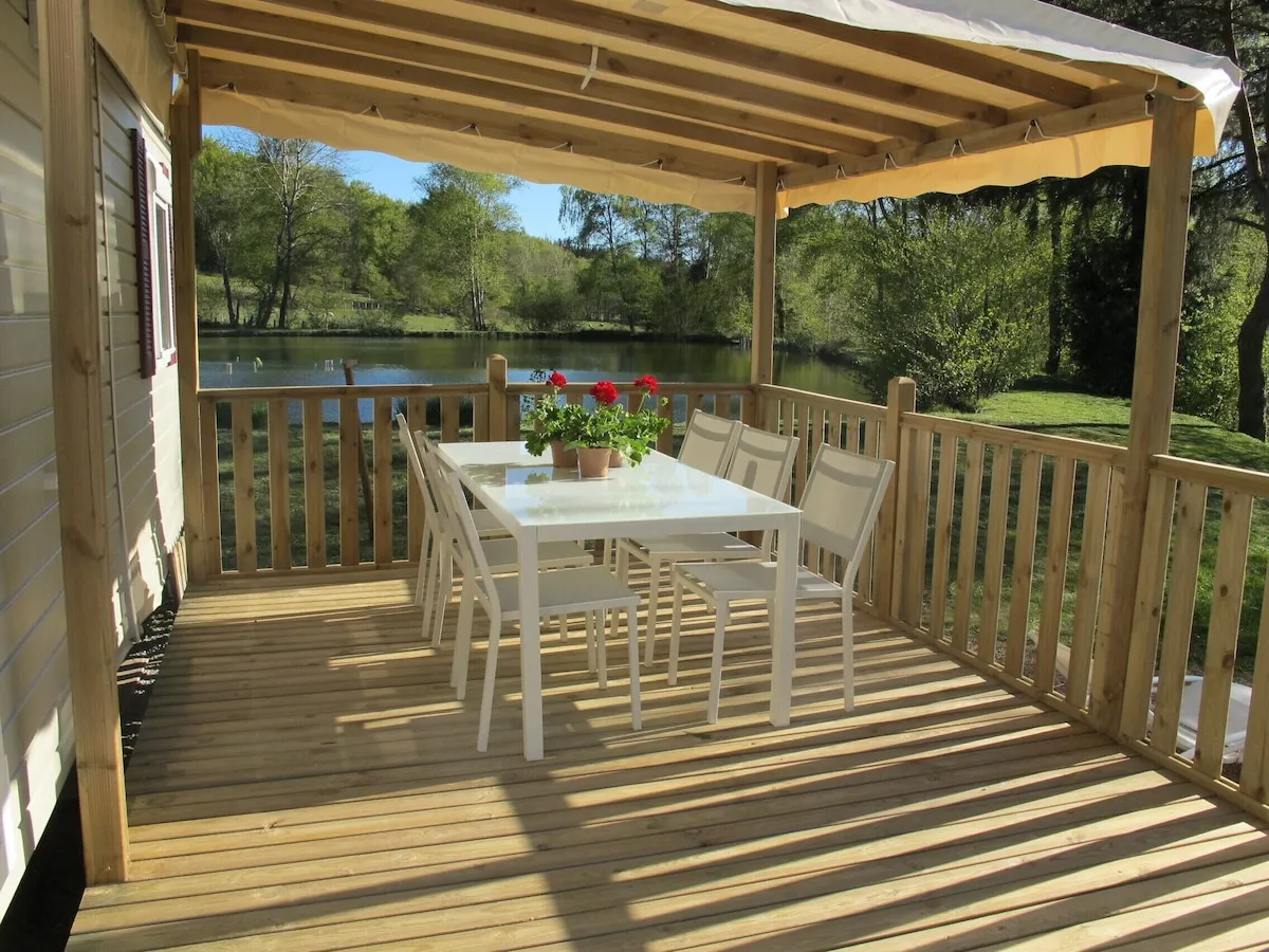Mobile-home 6 personnes avec accès à un étang