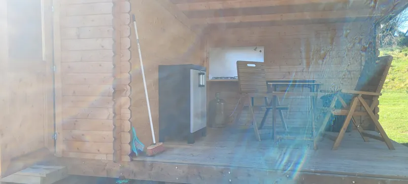 Fishing cabin with access to a private pond post 2