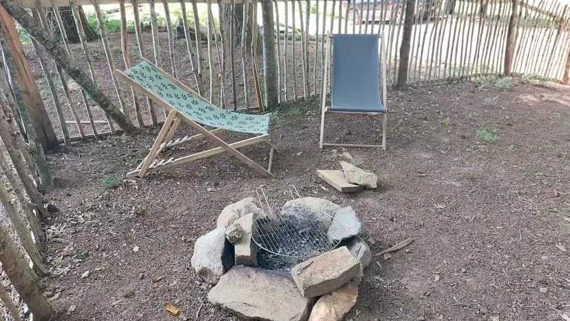 Refuge paisible avec accès privé à la rivière et un petit étang
