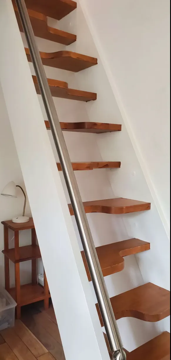 Loft sur une propriété privé avec son étang de pêche