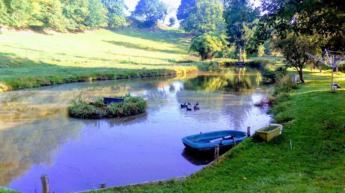 Loft sur une propriété privé avec son étang de pêche