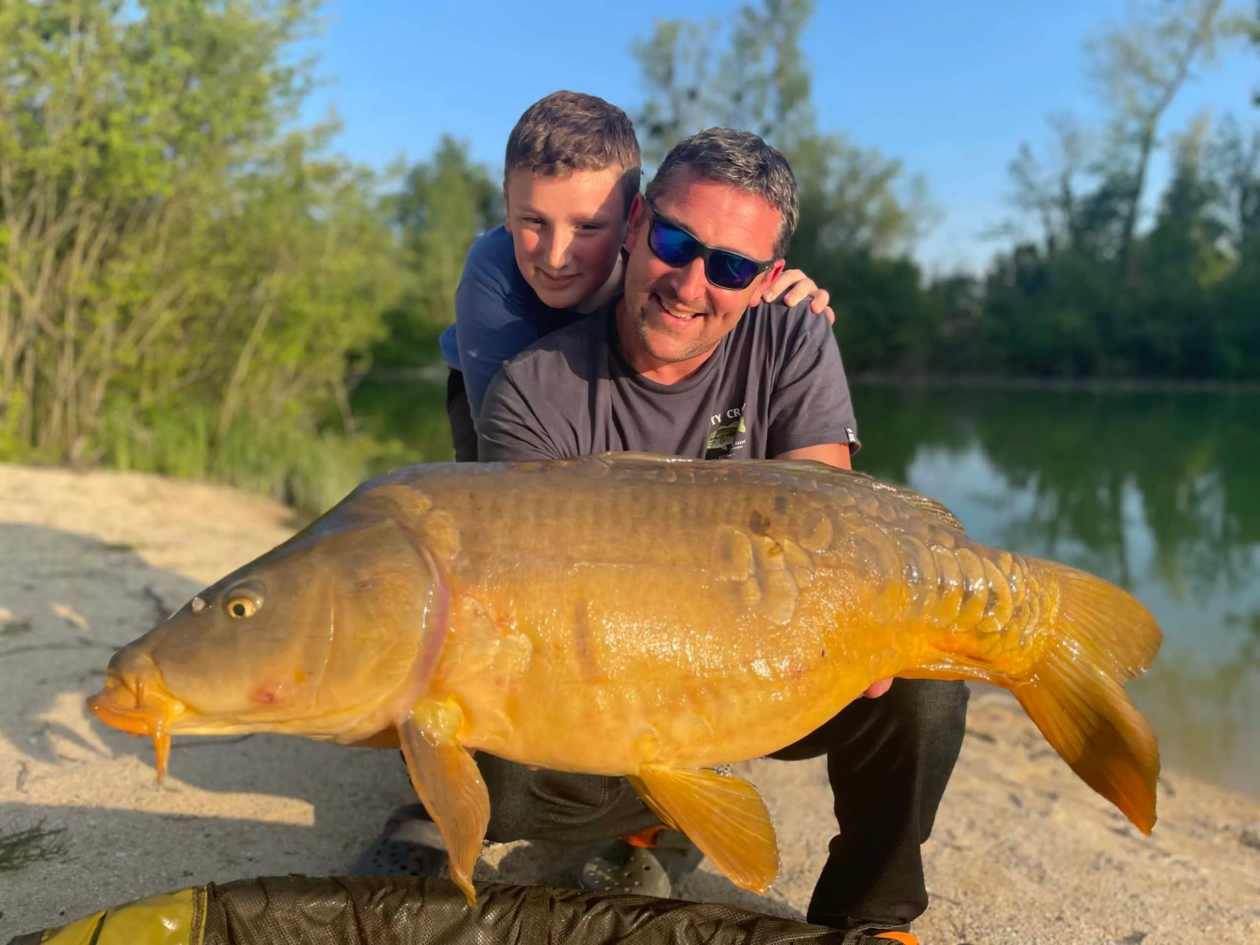 Gravière de 3 ha pour pêcher ou passer un moment dans la nature