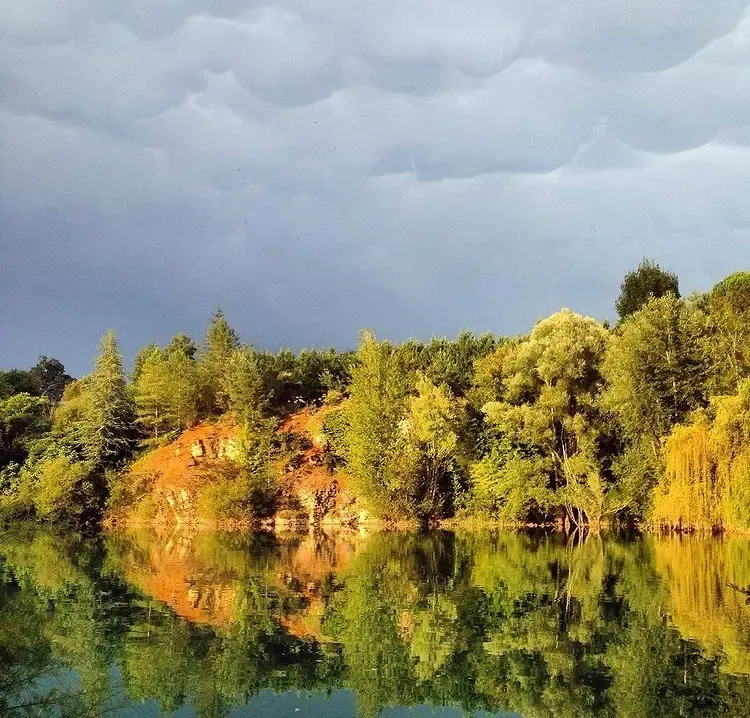 Lake of gravity
