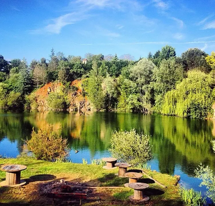 Lake of gravity
