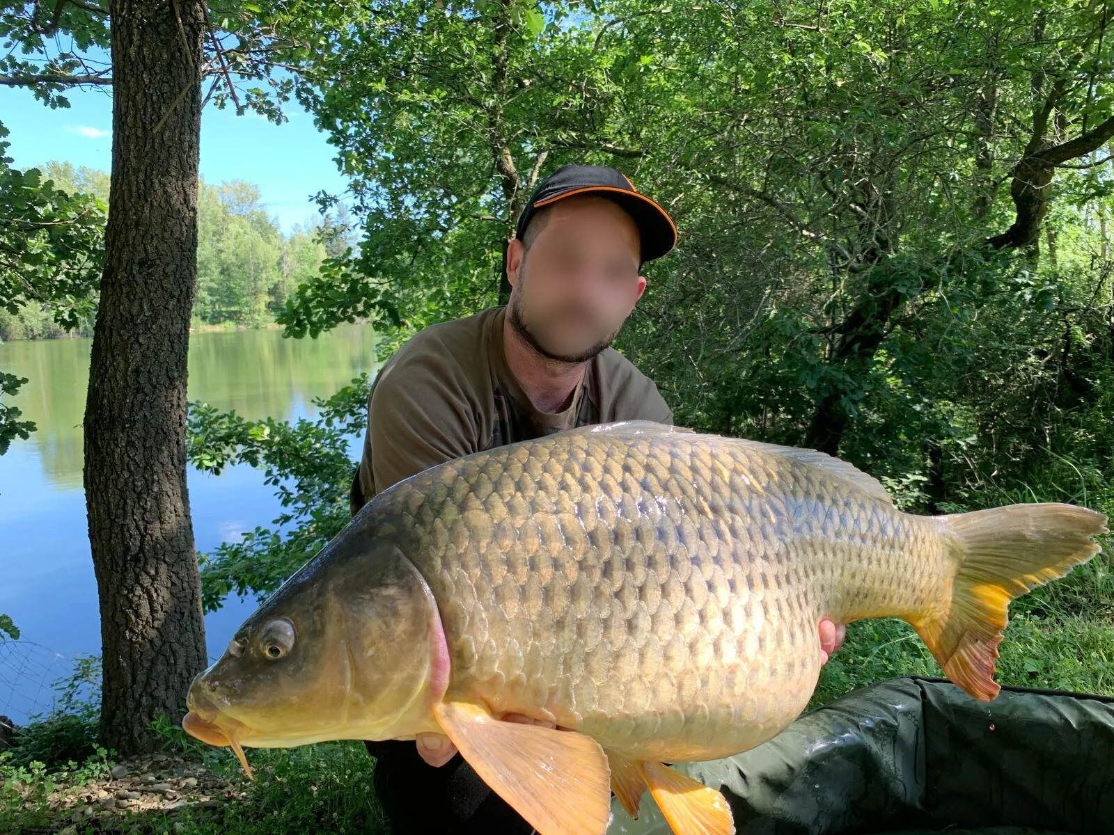 Cabane au bord d’un lac privé
