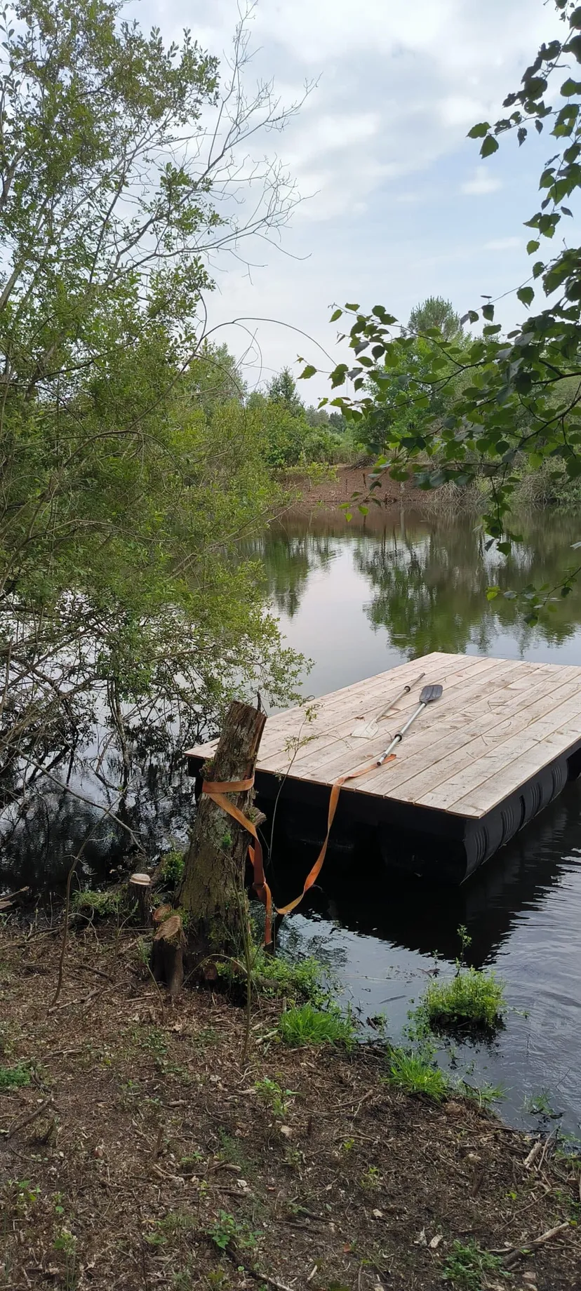privatisation du petit étang de 2ha un endroit rêvé pour pêcher et camper