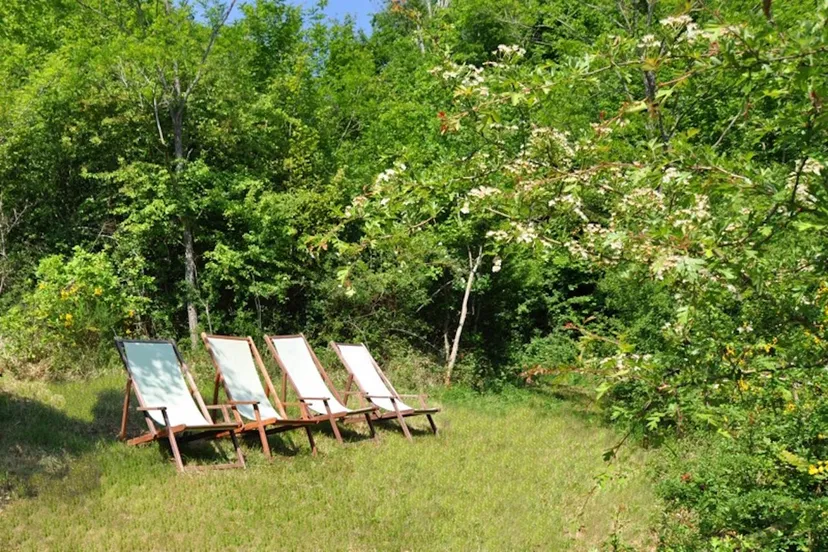 Gite en pleine nature avec spa et piscine / AB