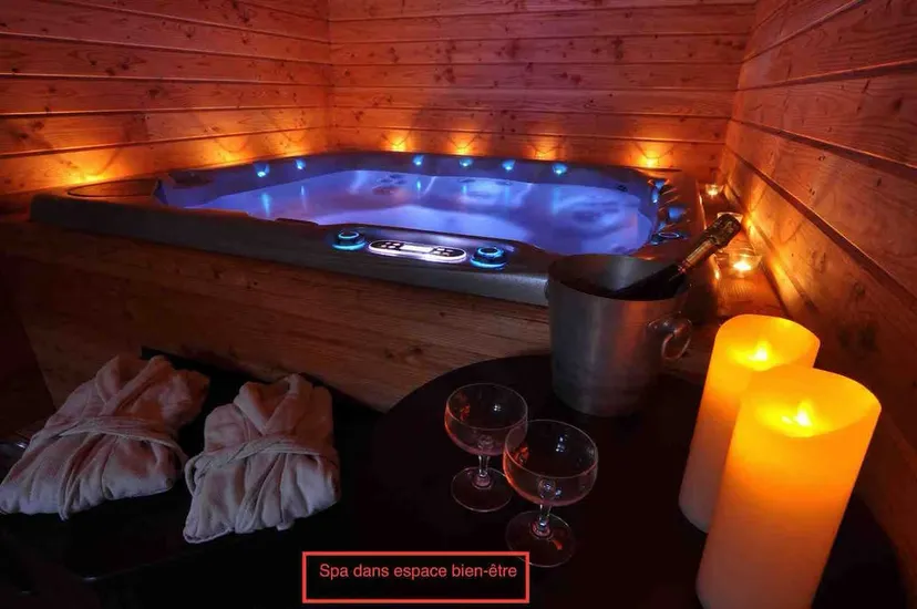 Gite en pleine nature avec spa et piscine / AB