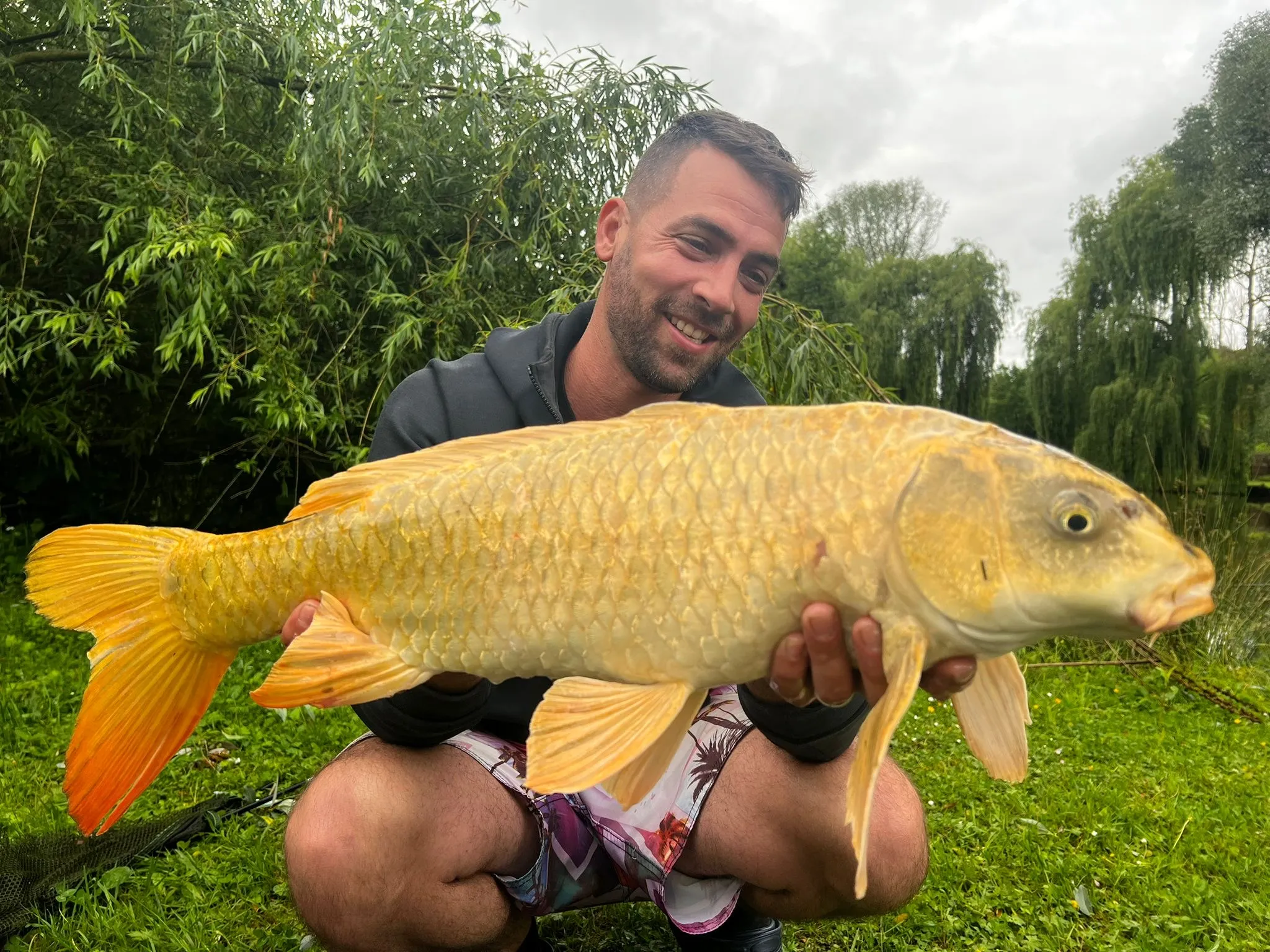 Terrain de loisir avec son étang de pêche