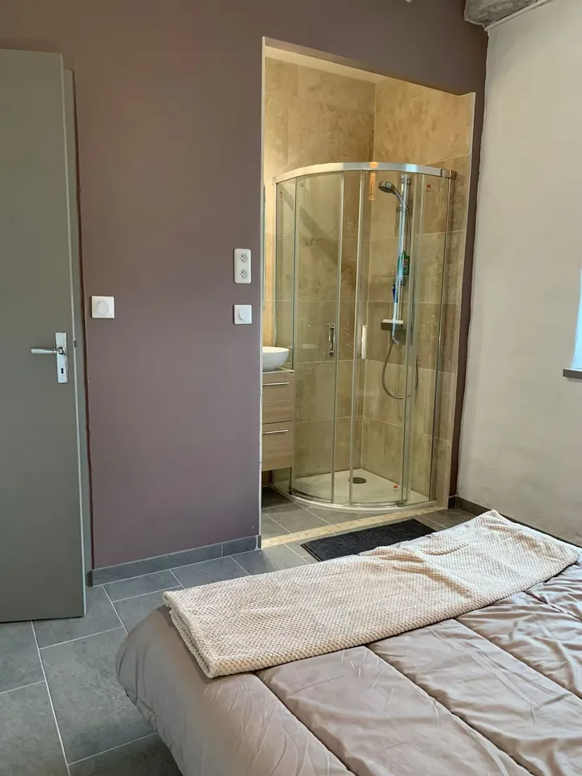 Maison de charme avec étang privé à 500 m