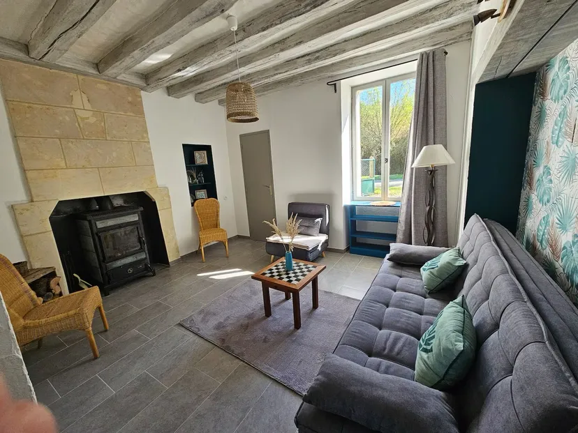 Maison de charme avec étang privé à 500 m