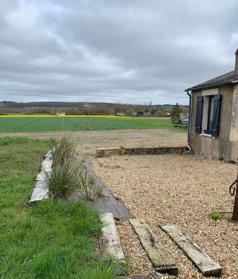 Maison de charme avec étang privé à 500 m