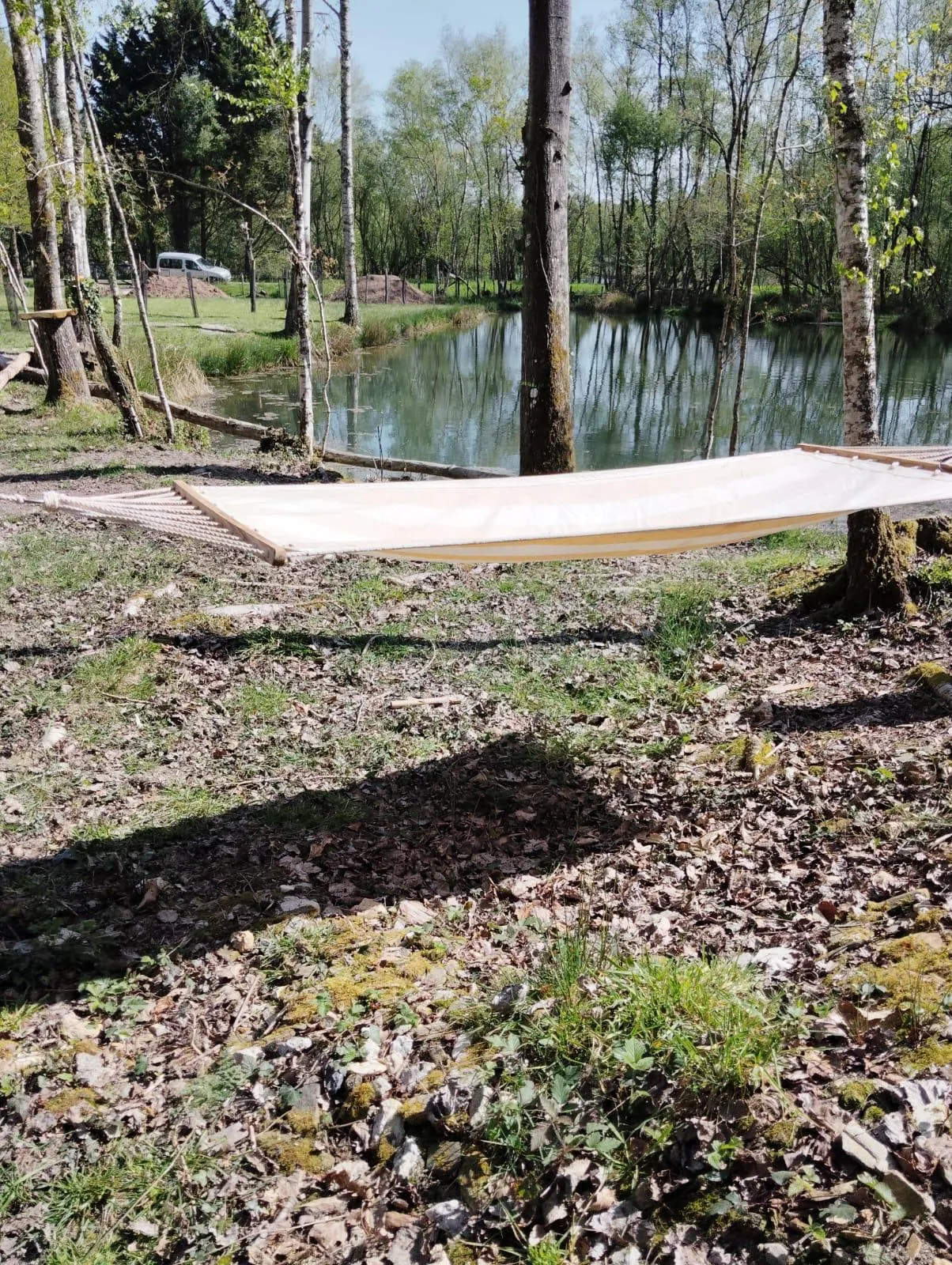 Étang privée pour du camping