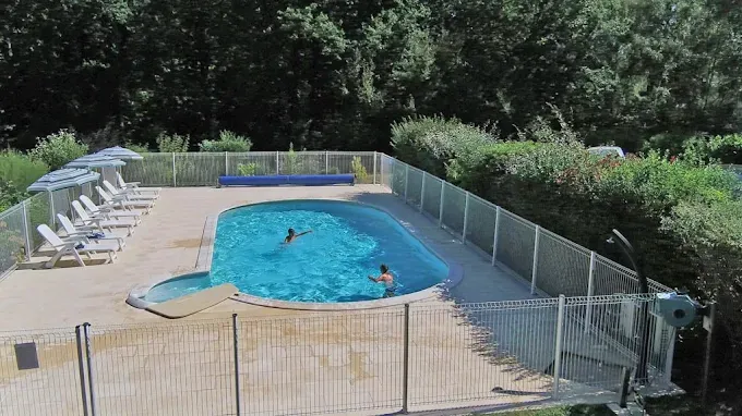 Deux étangs avec gite de pêche en Dordogne pour 4 personnes