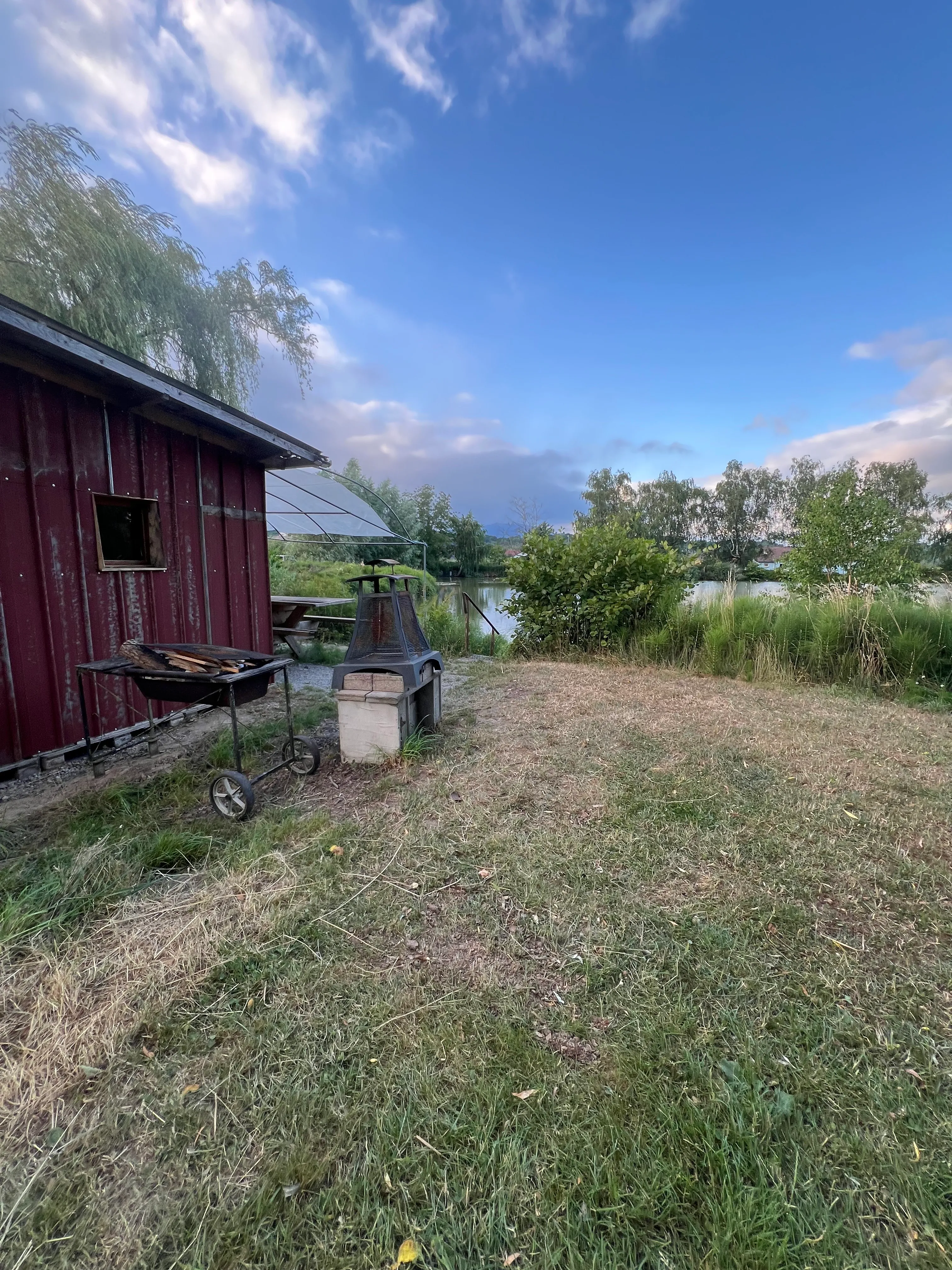 Etang carpodrome avec chalet en Alsace