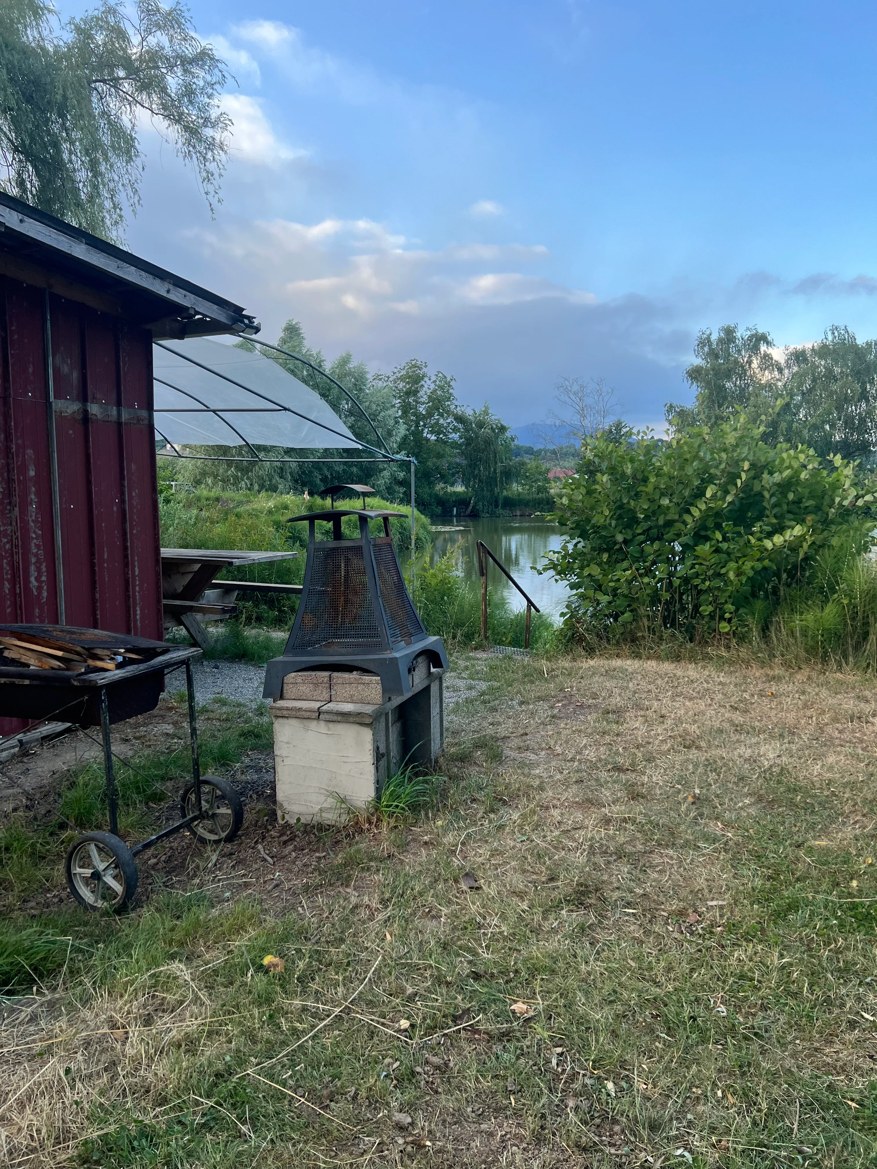 Etang carpodrome avec chalet en Alsace