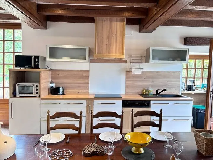 Maison au cœur du Périgord vert avec étang de 3ha