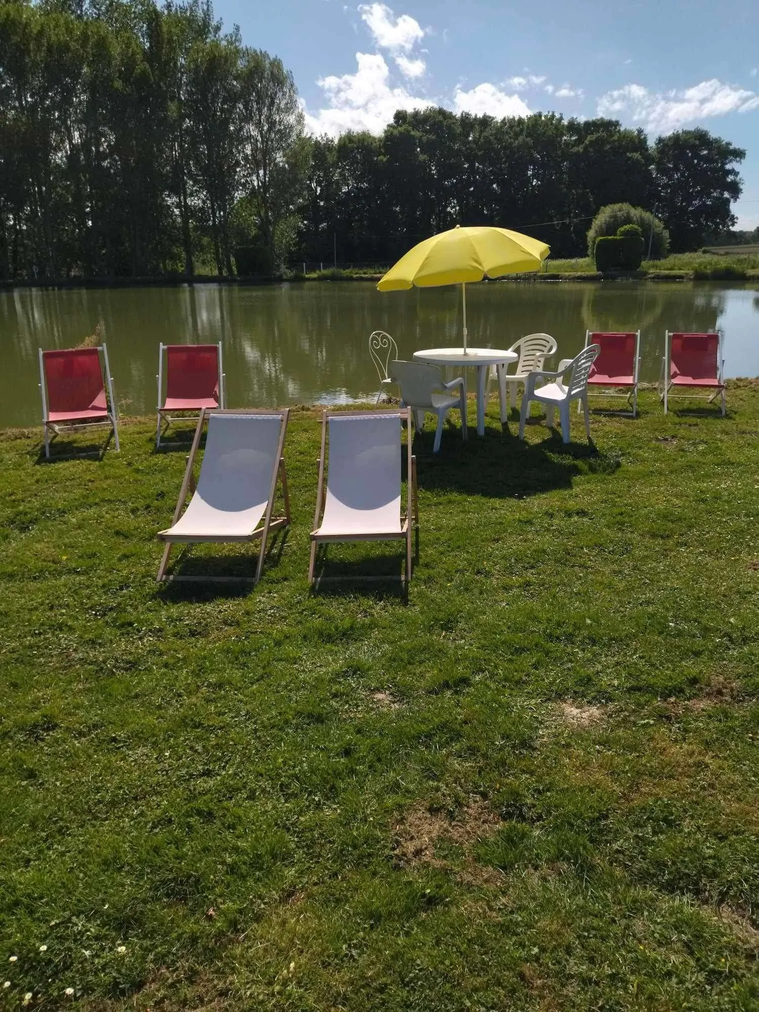 Location de deux étangs pour camper en Bretagne