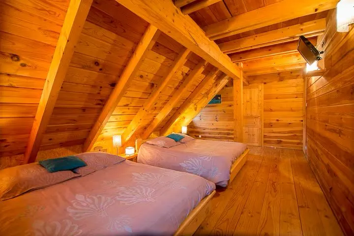 UN CHALET D'EXCEPTION 15 PERSONNES POUR DES VACANCES INOUBLIABLES tarif dégressif !!