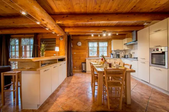 UN CHALET D'EXCEPTION 15 PERSONNES POUR DES VACANCES INOUBLIABLES tarif dégressif !!