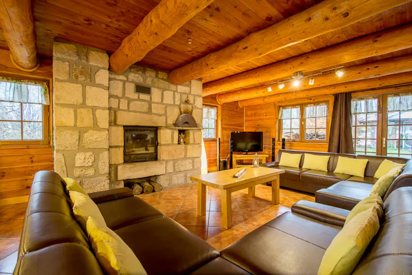 UN CHALET D'EXCEPTION 15 PERSONNES POUR DES VACANCES INOUBLIABLES tarif dégressif !!