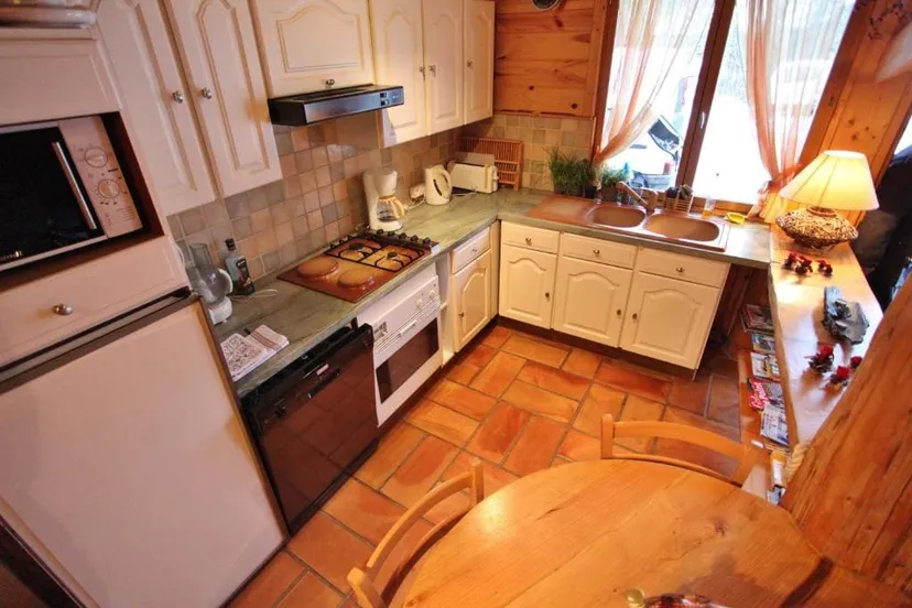 Magnifique chalet en bois avec son étang sauvage, tarif dégressif!!!