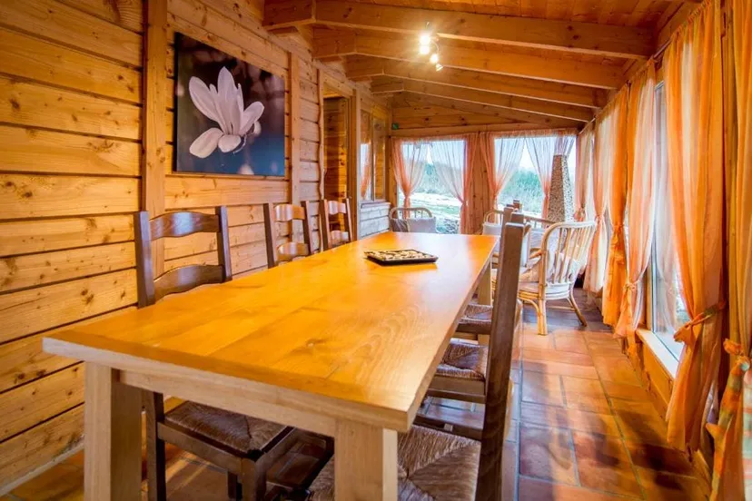 Magnifique chalet en bois avec son étang sauvage, tarif dégressif!!!