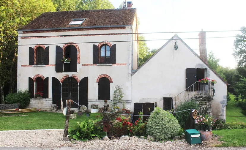 Gite 4 personnes à l’étage avec étang de 9 hectares