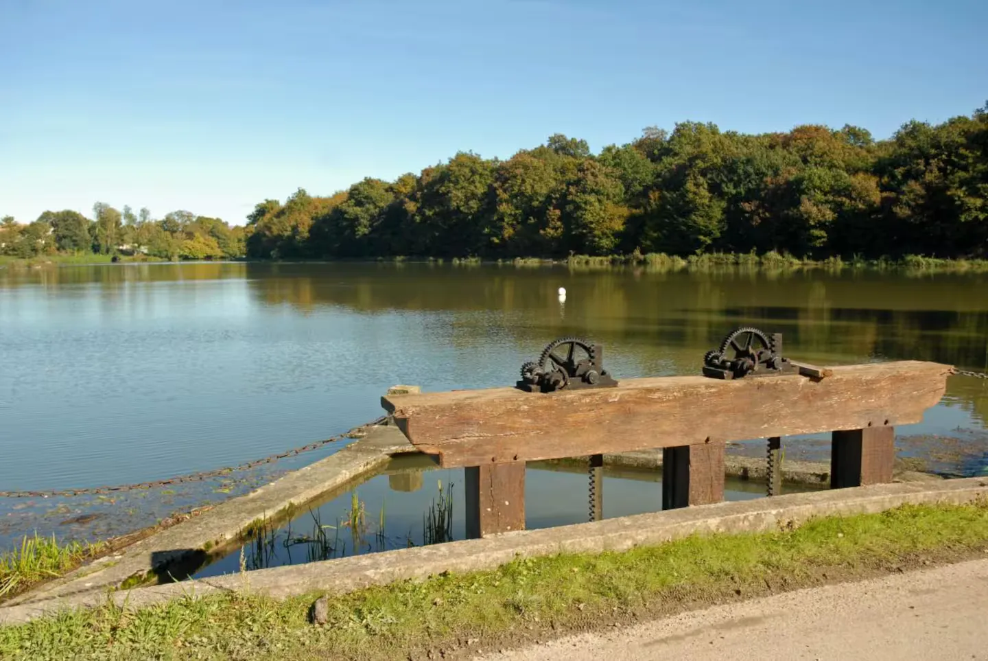 Gite 4 personnes à l’étage avec étang de 9 hectares