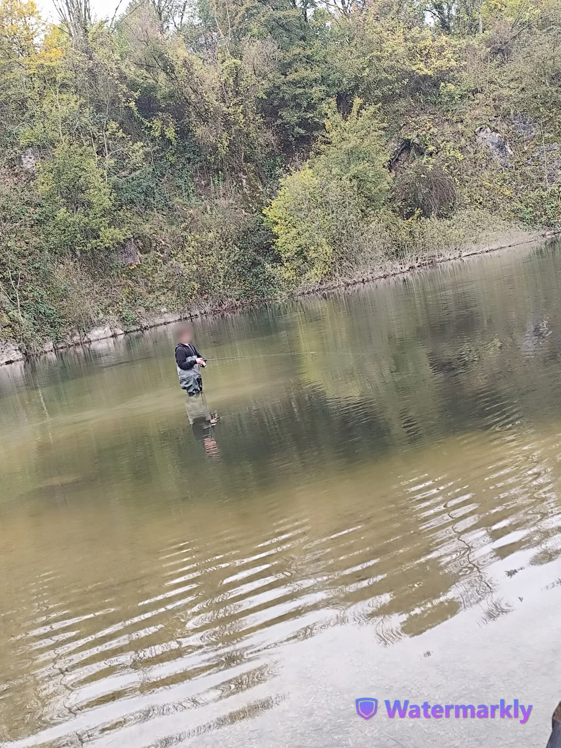 Etang en gravière de 2.5ha avec 12m de profondeur