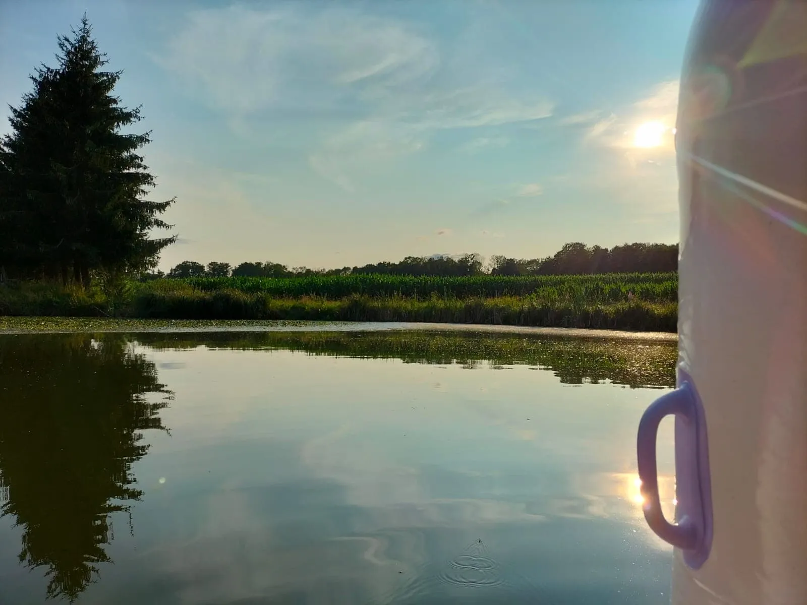 Etang au coeur des champs à louer pour un weekend