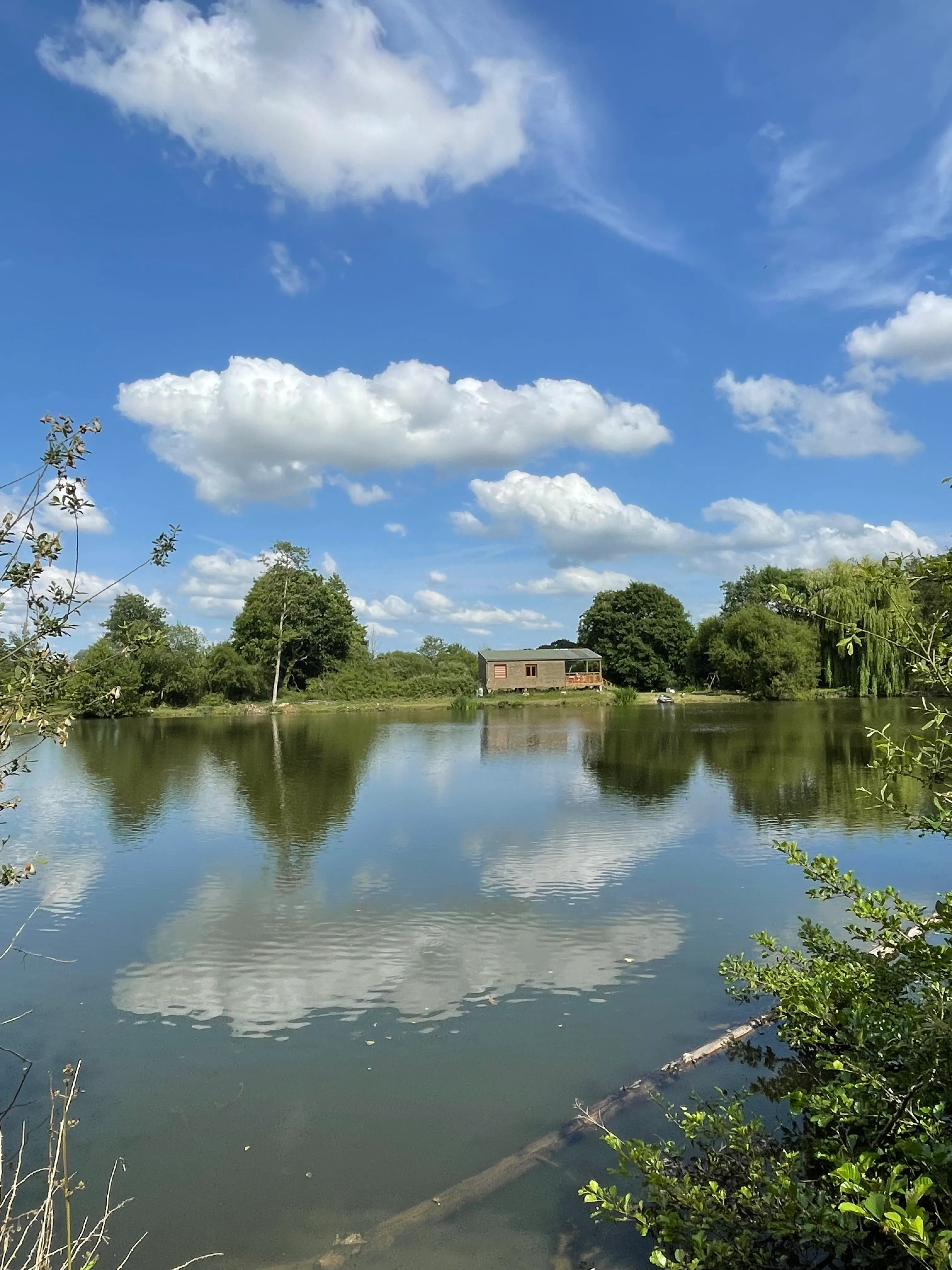 Louez 2 étangs + camping autorisé dans l’eure