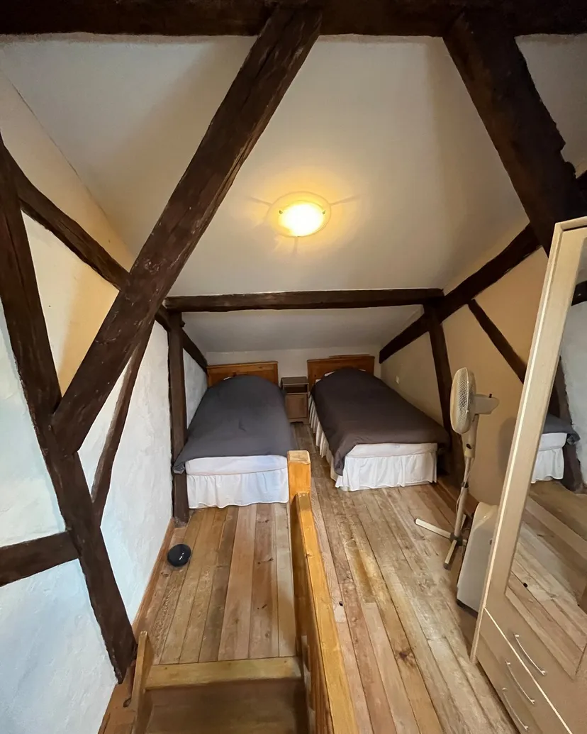 Gîtes de charme avec piscine, étang de pêche & jeux enfants