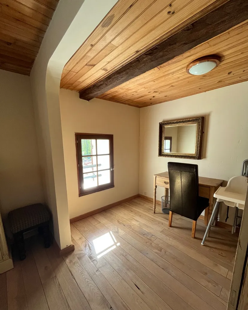 Séjour nature en gîte : Étang privé, Piscine et loisirs pour tous